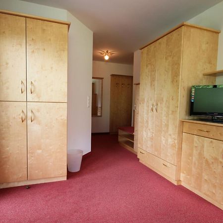 Hotel Garni Sonnblick 바트키르히하임 객실 사진