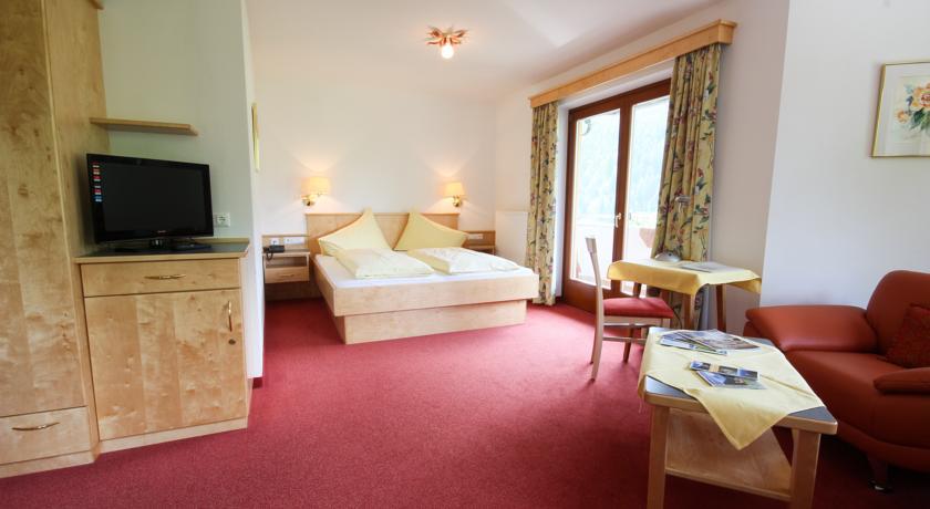 Hotel Garni Sonnblick 바트키르히하임 객실 사진